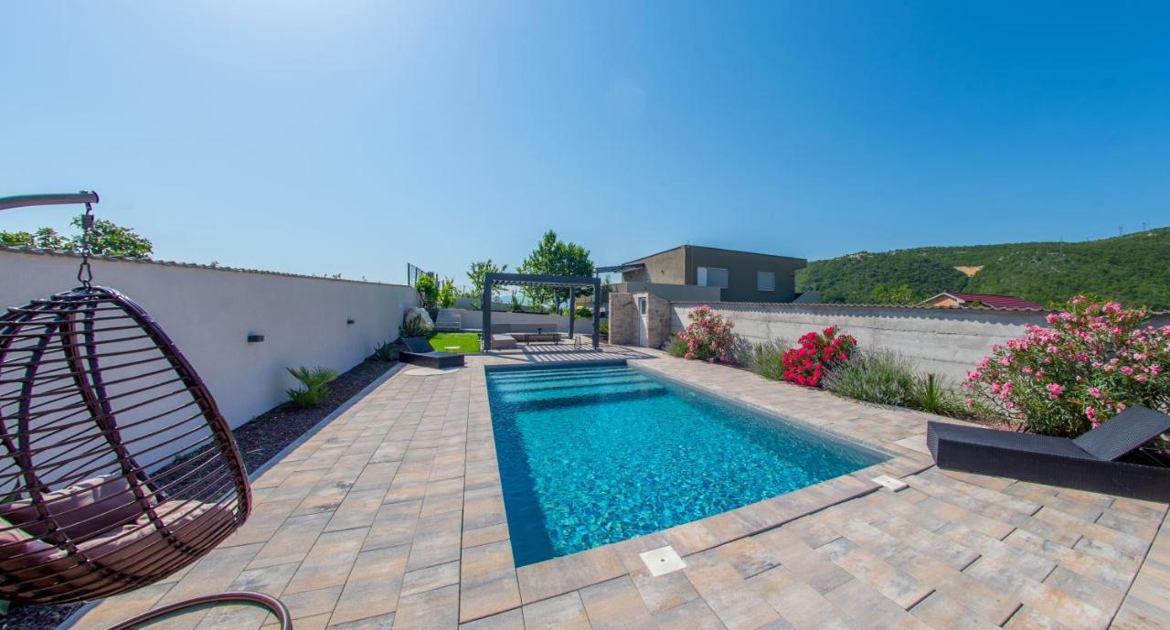 Villa Carpe Diem - With Private Pool Mostar Extérieur photo