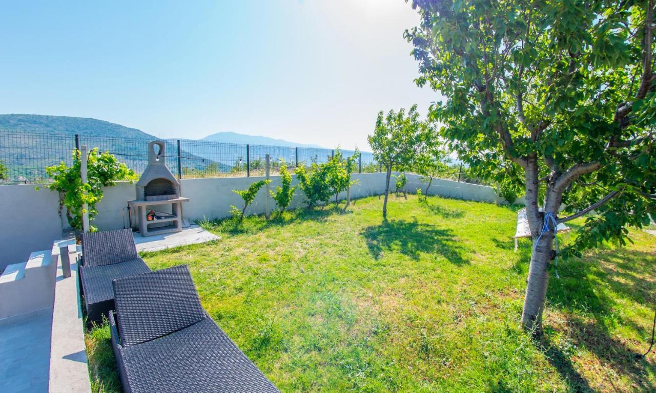 Villa Carpe Diem - With Private Pool Mostar Extérieur photo
