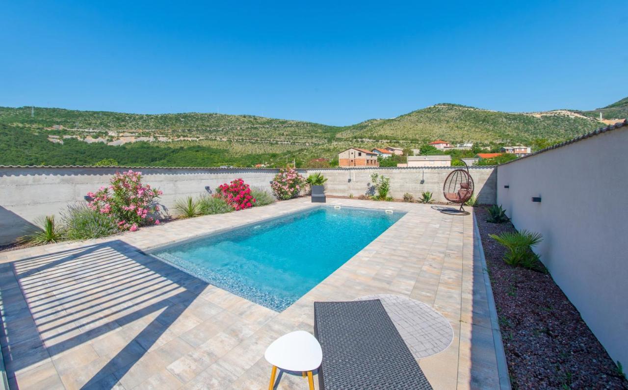 Villa Carpe Diem - With Private Pool Mostar Extérieur photo
